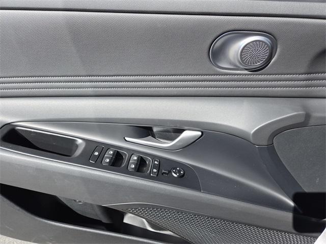 new 2025 Hyundai Elantra car, priced at $26,005