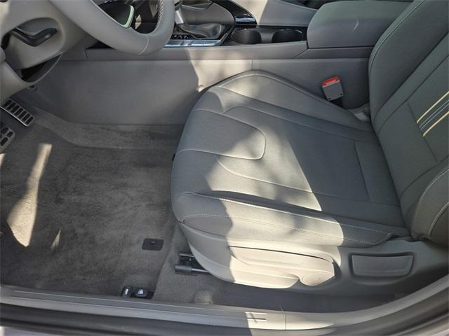 new 2025 Hyundai ELANTRA HEV car, priced at $26,320