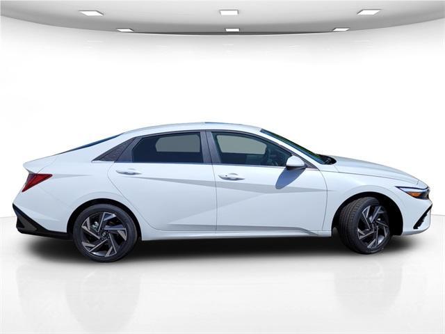 new 2024 Hyundai Elantra car, priced at $28,345