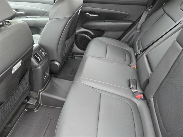 new 2025 Hyundai TUCSON Hybrid car, priced at $37,290