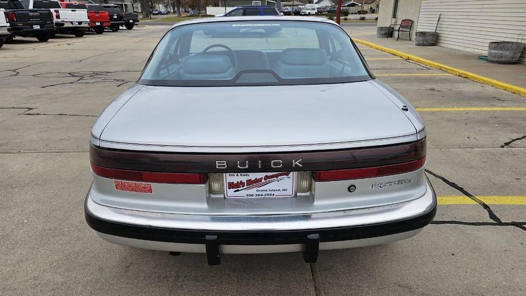 used 1990 Buick Reatta car, priced at $5,899