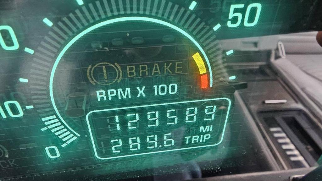 used 1990 Buick Reatta car, priced at $5,899