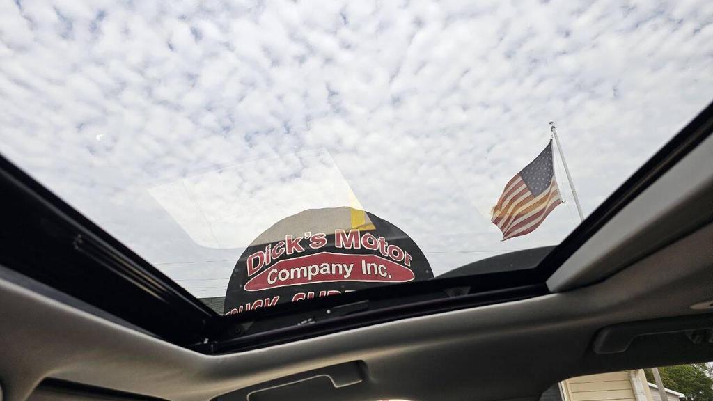 used 2023 GMC Acadia car, priced at $31,899