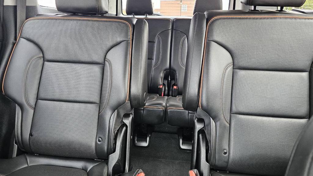 used 2023 GMC Acadia car, priced at $31,899