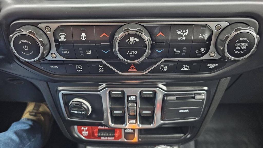 used 2021 Jeep Gladiator car, priced at $39,899