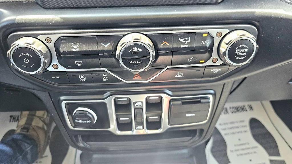 used 2023 Jeep Gladiator car, priced at $33,899