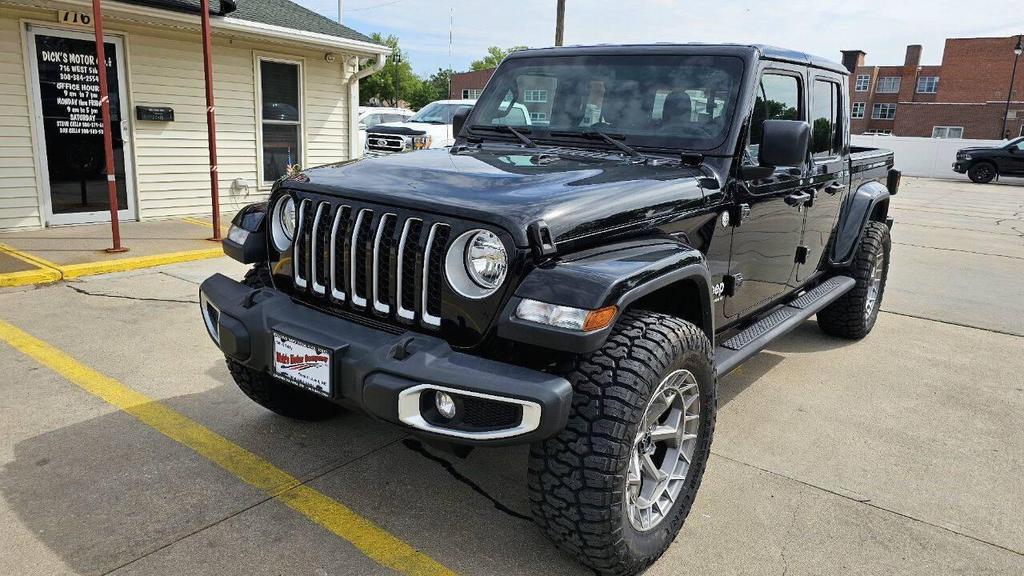 used 2023 Jeep Gladiator car, priced at $35,899