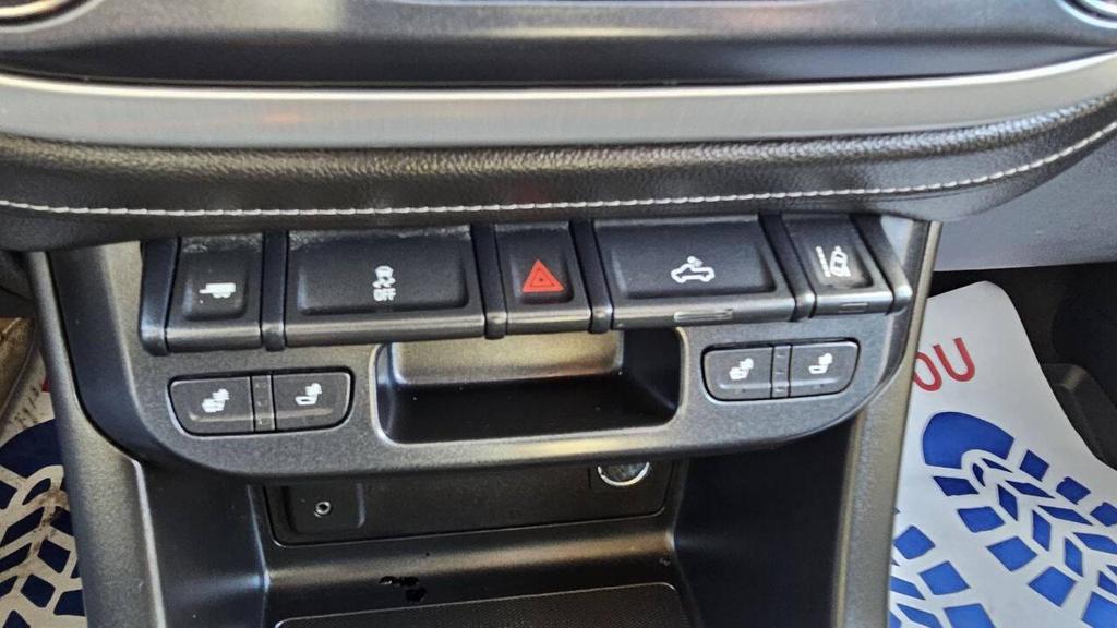 used 2016 GMC Canyon car, priced at $24,899