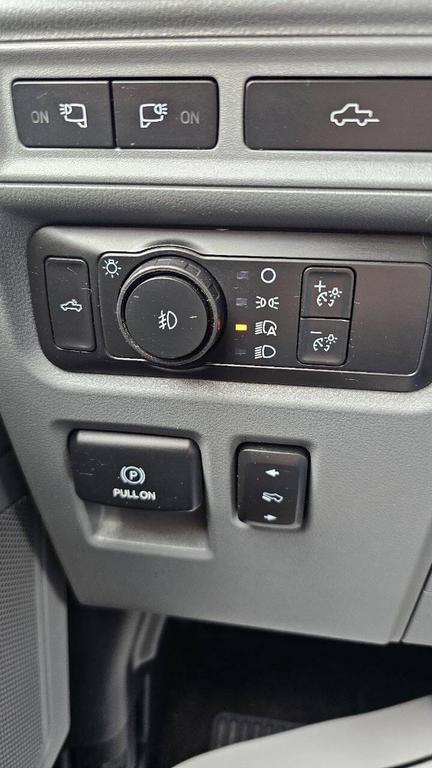 used 2021 Ford F-150 car, priced at $33,899