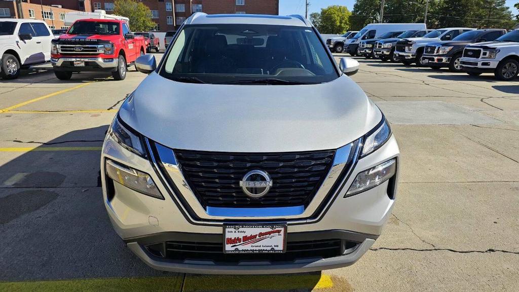 used 2022 Nissan Rogue car, priced at $24,899