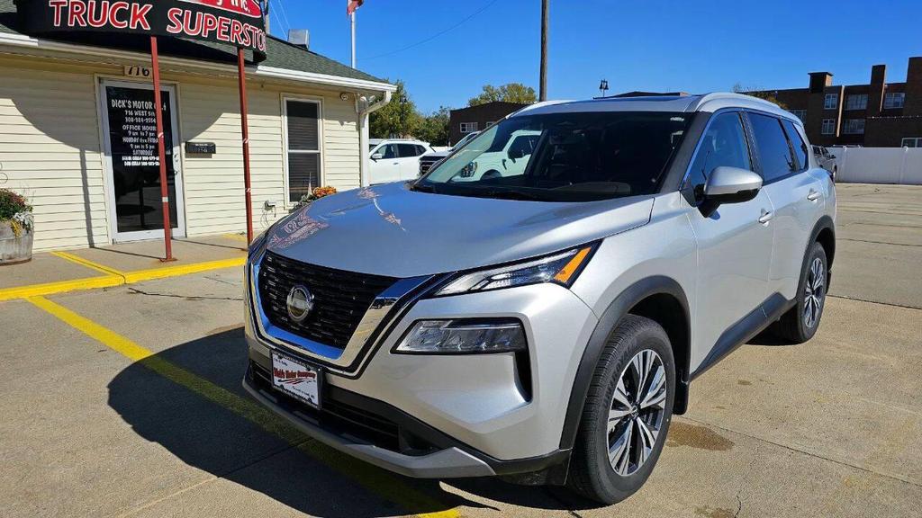 used 2022 Nissan Rogue car, priced at $24,899