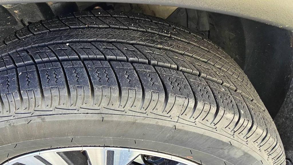 used 2022 Nissan Rogue car, priced at $24,899