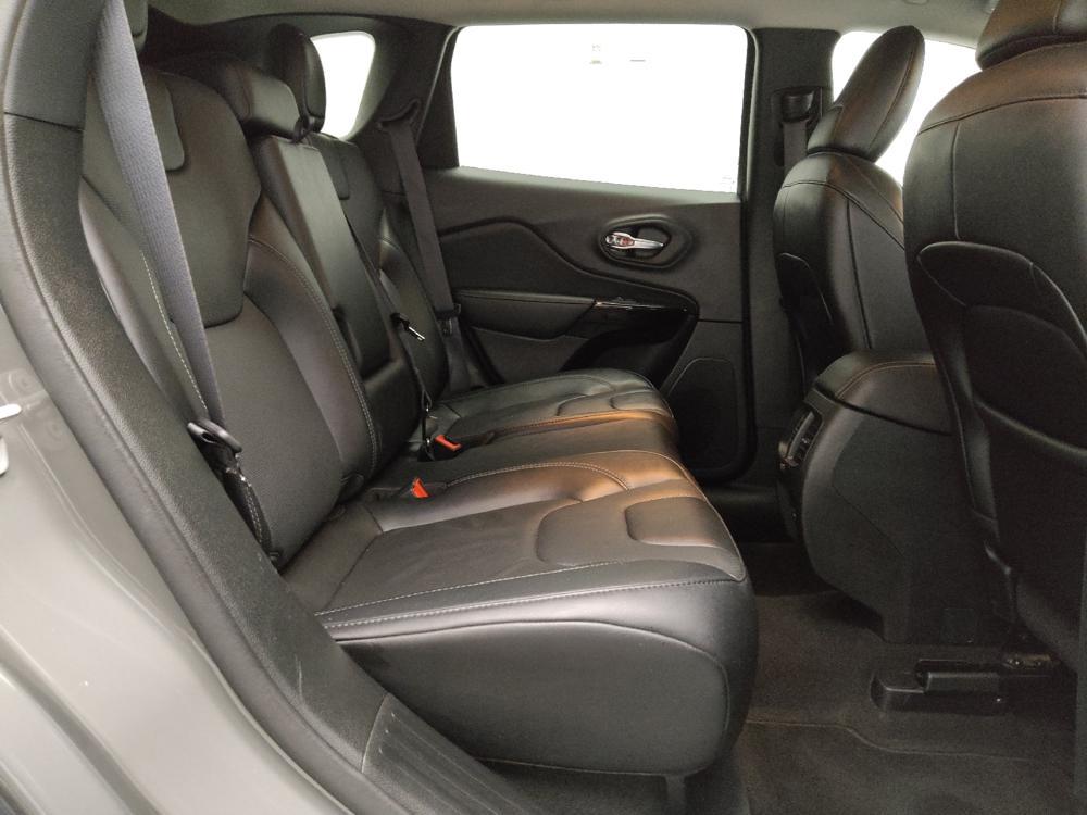 used 2023 Jeep Cherokee car, priced at $24,595
