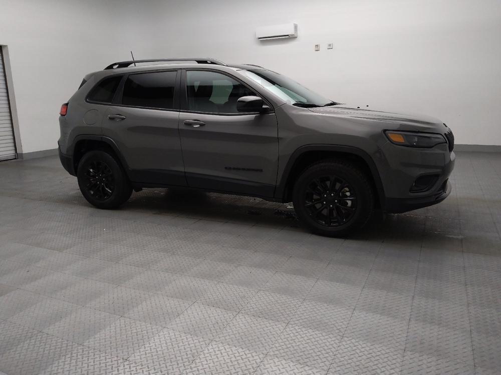 used 2023 Jeep Cherokee car, priced at $24,595