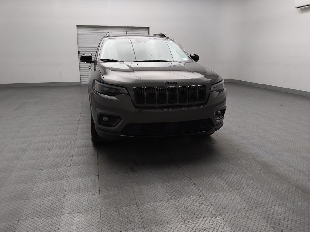 used 2023 Jeep Cherokee car, priced at $24,595