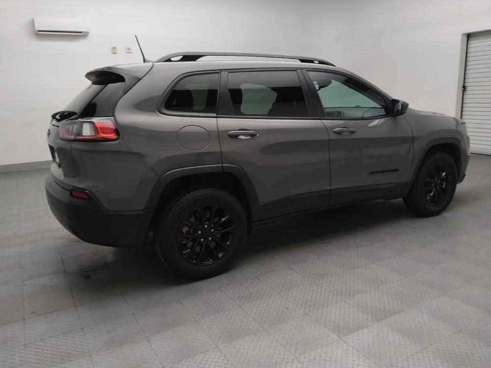 used 2023 Jeep Cherokee car, priced at $26,795