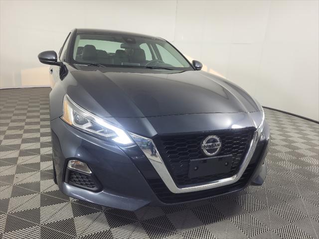 used 2022 Nissan Altima car, priced at $22,295