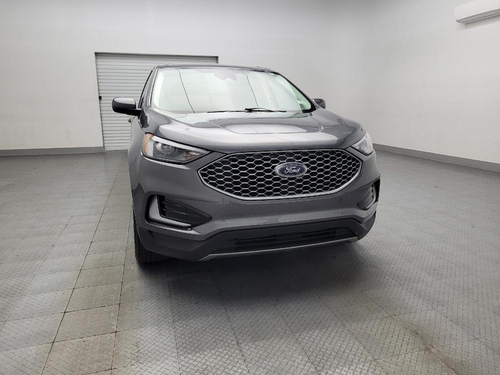 used 2024 Ford Edge car, priced at $26,595