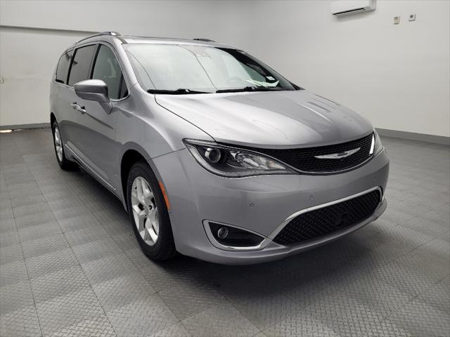 used 2020 Chrysler Pacifica car, priced at $19,995