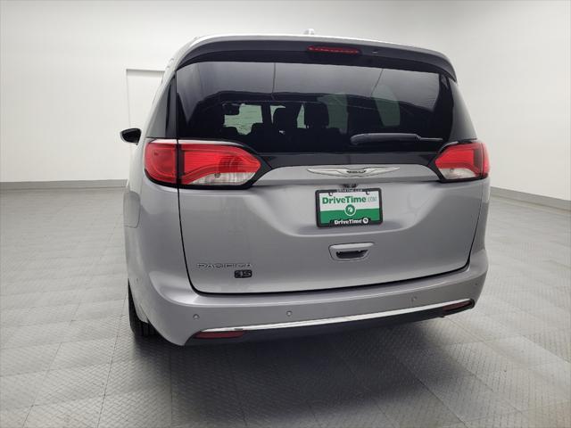 used 2020 Chrysler Pacifica car, priced at $19,995