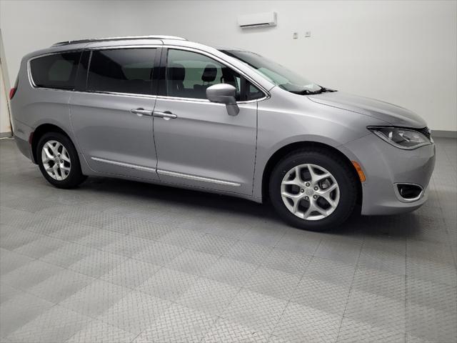 used 2020 Chrysler Pacifica car, priced at $19,995