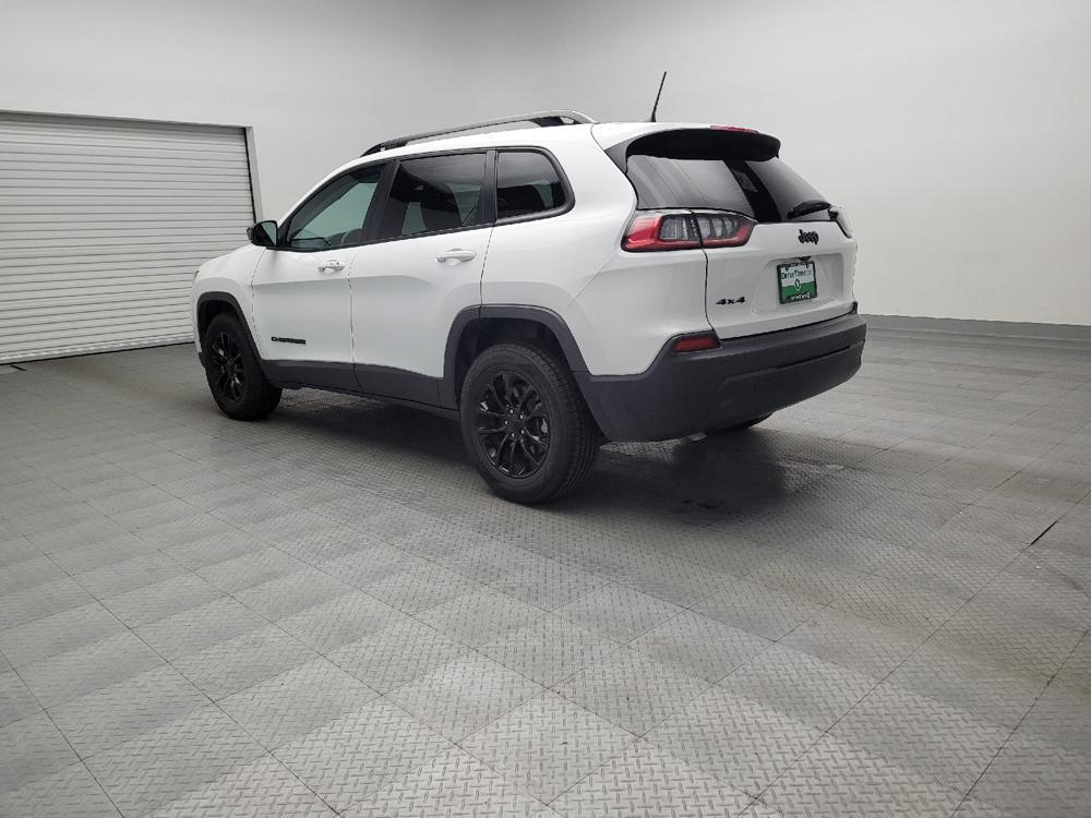 used 2023 Jeep Cherokee car, priced at $27,395
