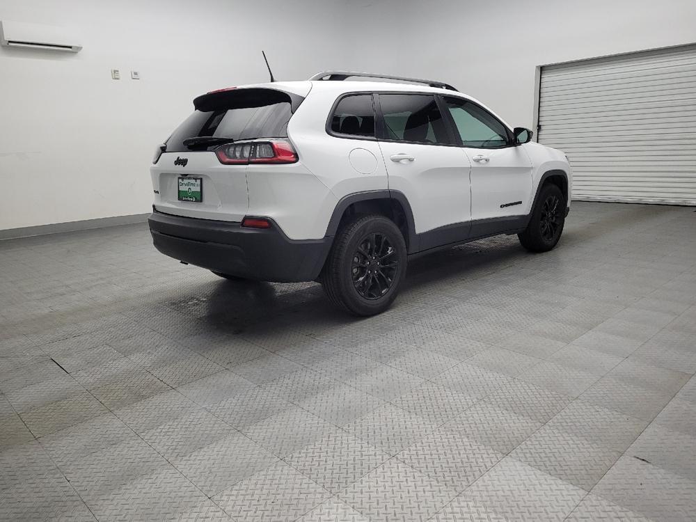 used 2023 Jeep Cherokee car, priced at $27,395