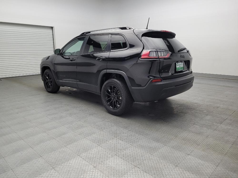 used 2023 Jeep Cherokee car, priced at $24,095