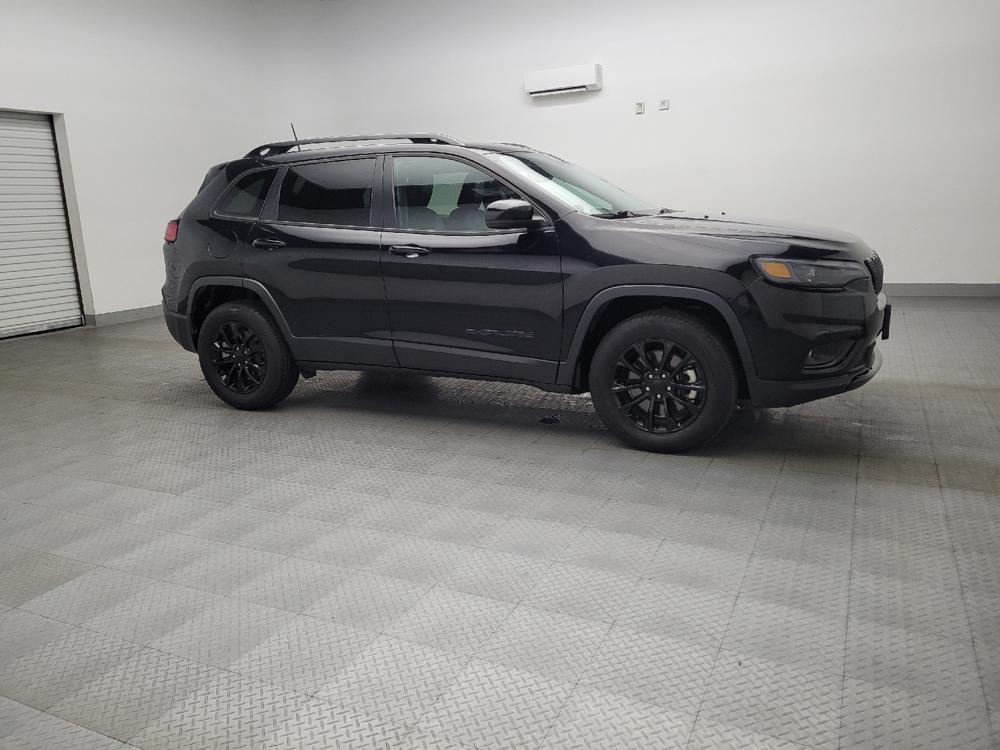 used 2023 Jeep Cherokee car, priced at $24,095