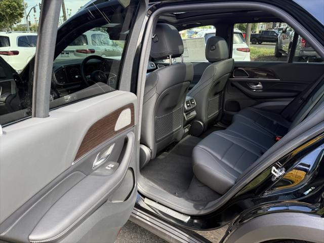 new 2025 Mercedes-Benz GLE 450e car, priced at $77,940