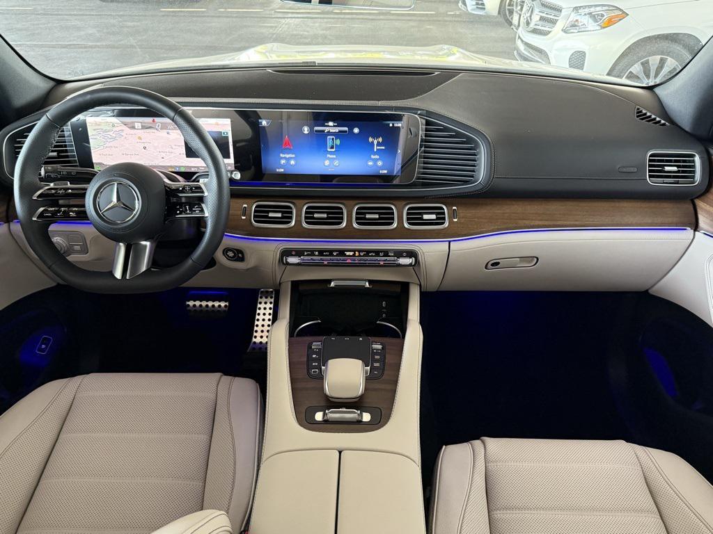 new 2025 Mercedes-Benz GLS 580 car, priced at $117,645