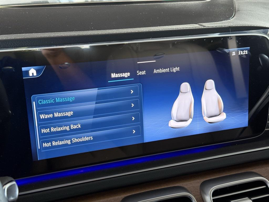 new 2025 Mercedes-Benz GLS 580 car, priced at $117,645