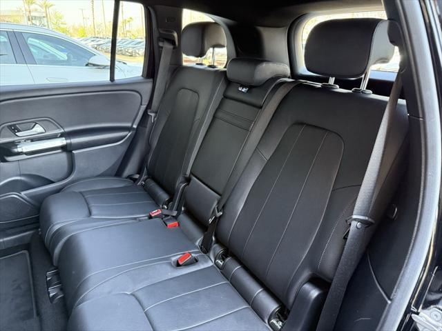 used 2022 Mercedes-Benz GLB 250 car, priced at $27,888