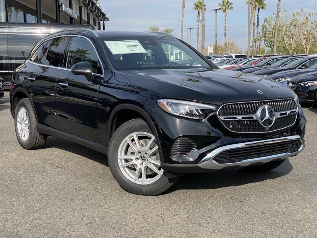 new 2025 Mercedes-Benz GLC 300 car, priced at $55,875