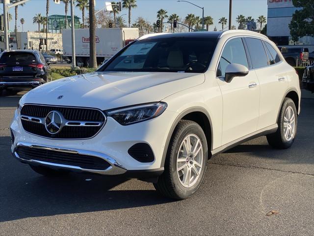 new 2025 Mercedes-Benz GLC 300 car, priced at $55,425