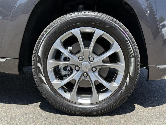 used 2021 Jeep Grand Cherokee car, priced at $38,777
