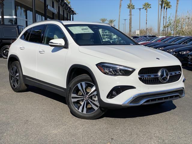 new 2025 Mercedes-Benz GLA 250 car, priced at $44,920