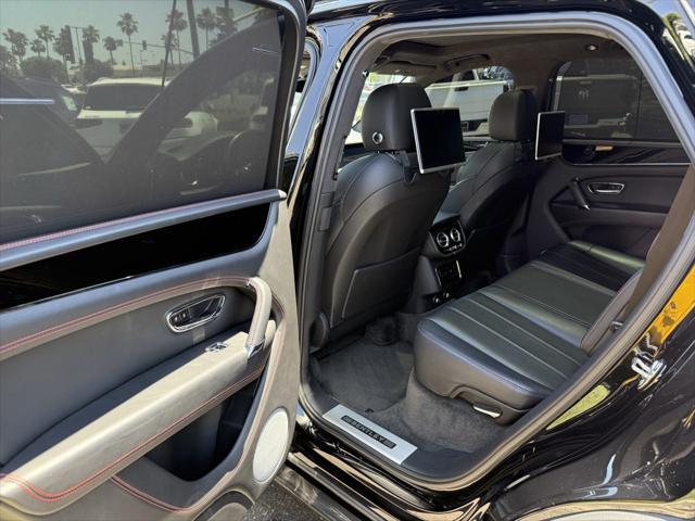 used 2018 Bentley Bentayga car, priced at $74,900