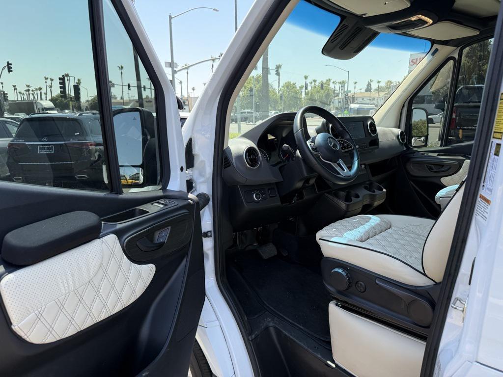 used 2020 Mercedes-Benz Sprinter 2500 car, priced at $85,998