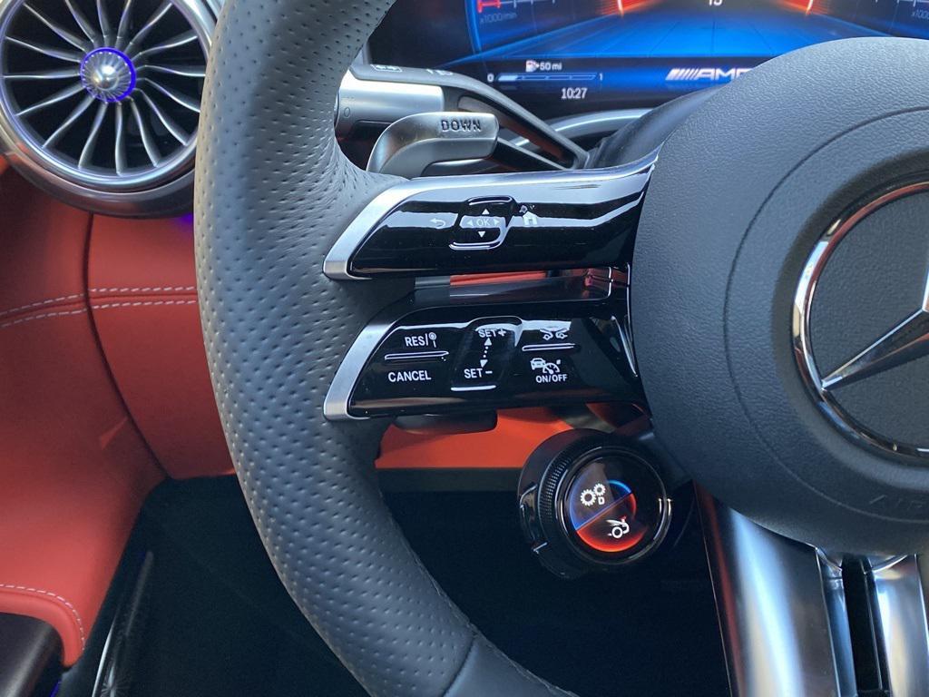 new 2025 Mercedes-Benz AMG SL 43 car, priced at $121,410
