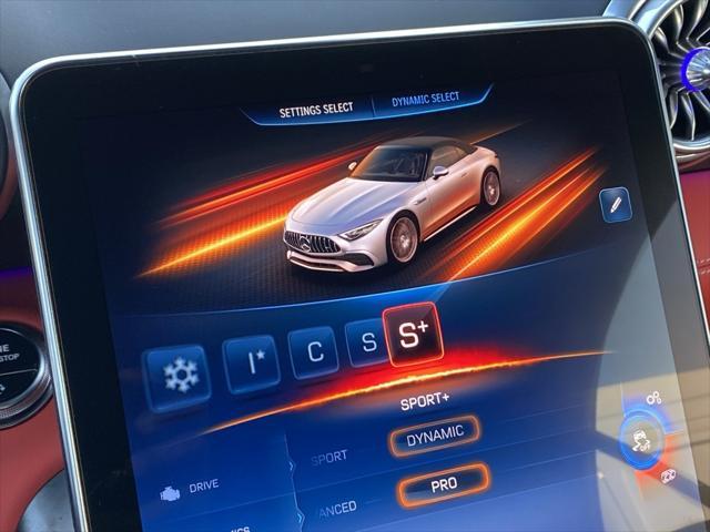 new 2025 Mercedes-Benz AMG SL 43 car, priced at $121,410