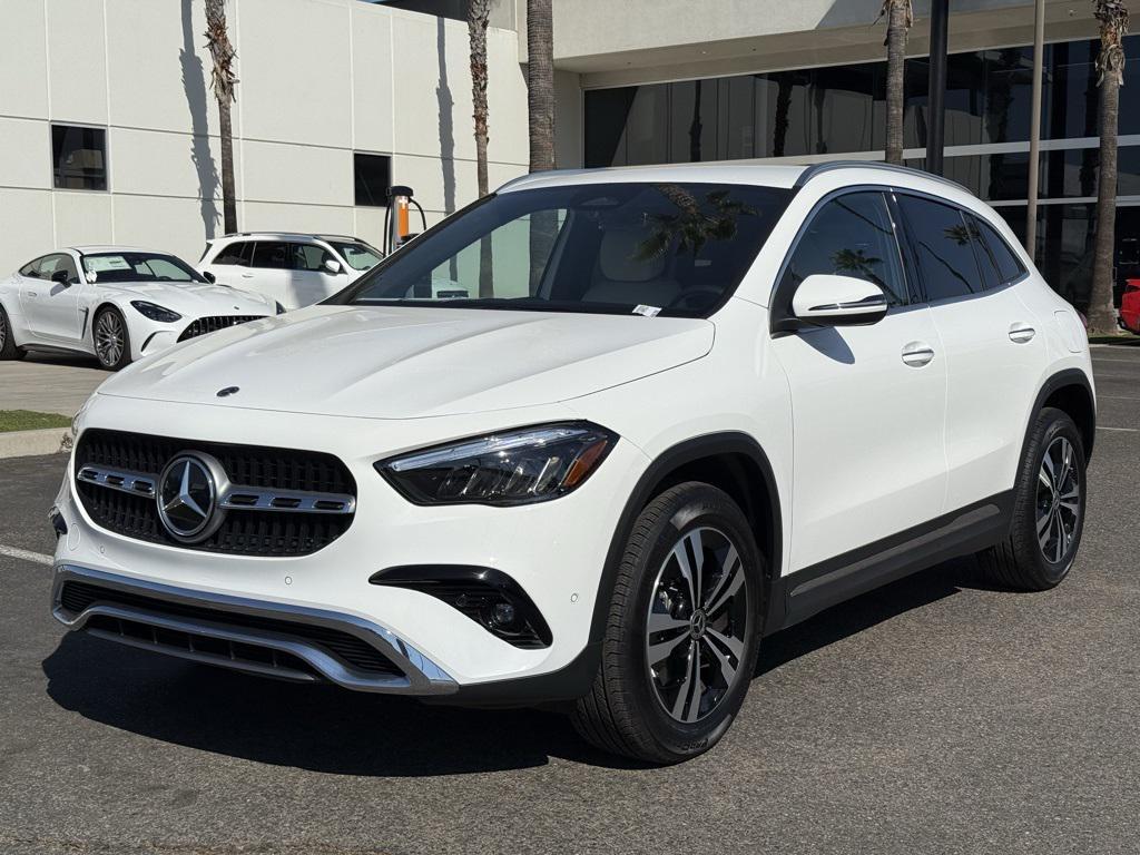 used 2025 Mercedes-Benz GLA 250 car, priced at $40,998