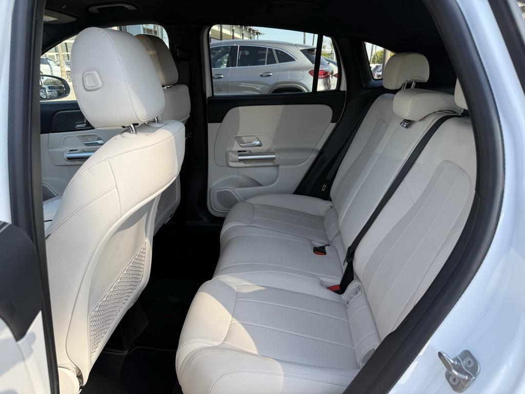 used 2025 Mercedes-Benz GLA 250 car, priced at $40,998