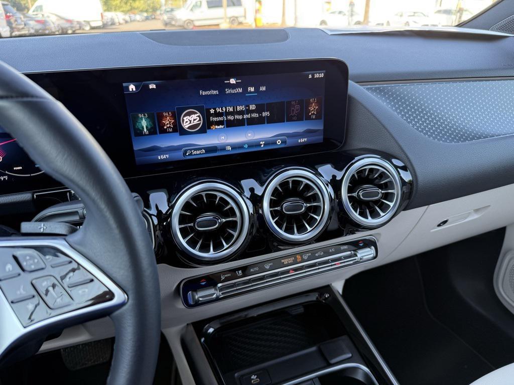 used 2025 Mercedes-Benz GLA 250 car, priced at $40,998