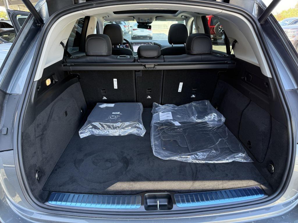 new 2026 Mercedes-Benz GLE 450e car, priced at $78,050