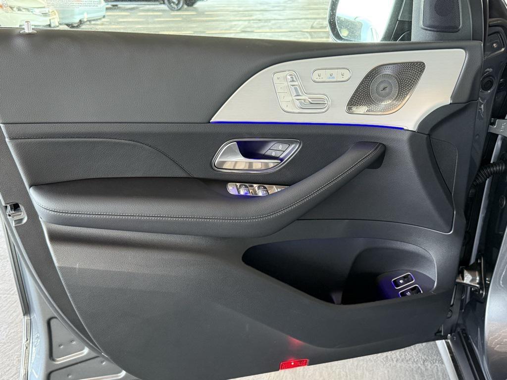 new 2026 Mercedes-Benz GLE 450e car, priced at $78,050