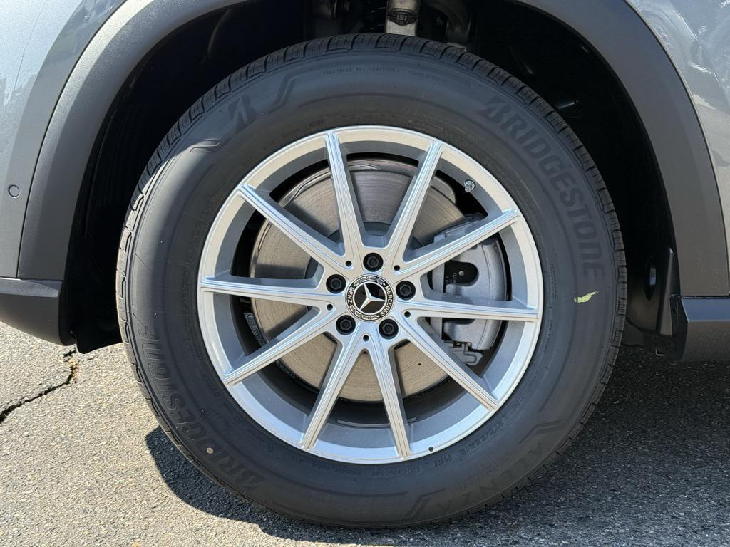 new 2026 Mercedes-Benz GLE 450e car, priced at $78,050