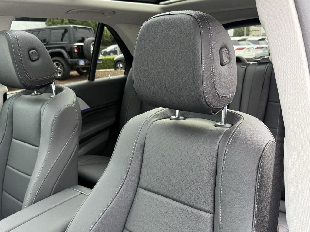 new 2025 Mercedes-Benz GLE 350 car, priced at $64,415