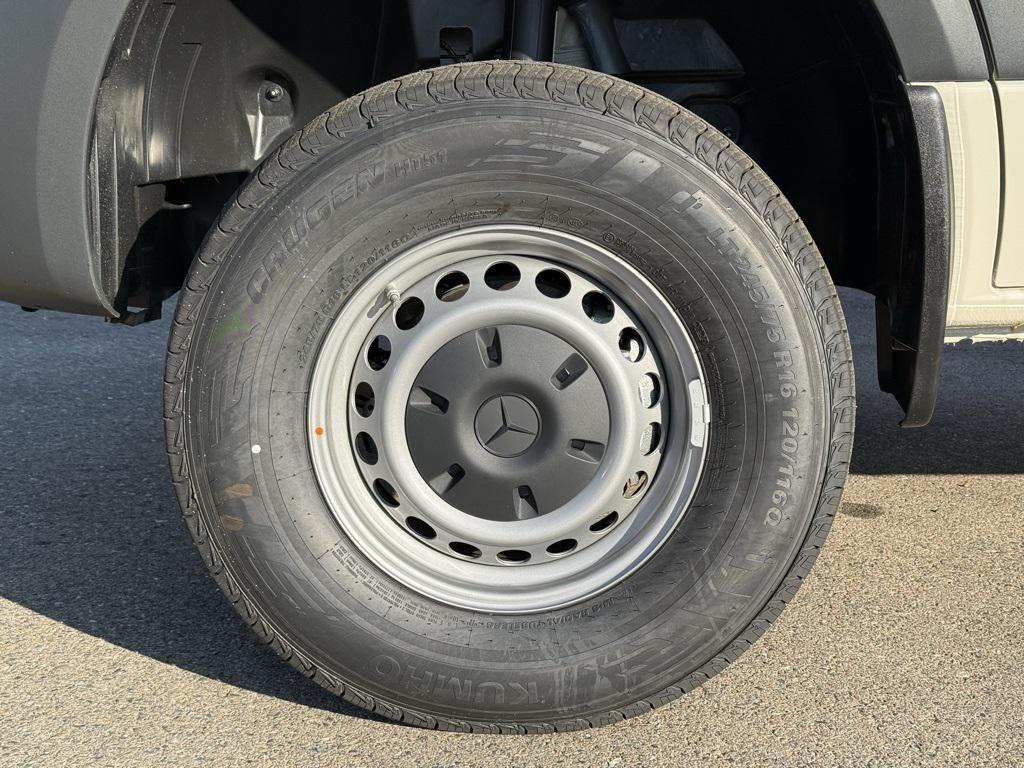 new 2026 Mercedes-Benz Sprinter 2500 car, priced at $76,986
