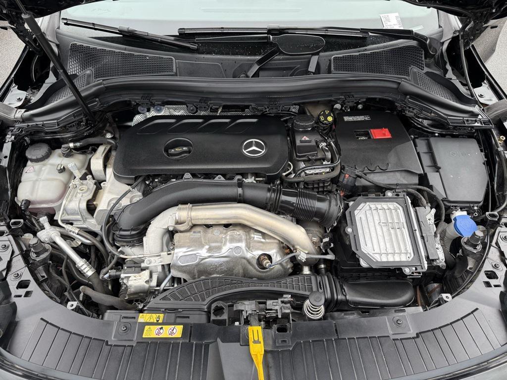 used 2025 Mercedes-Benz GLA 250 car, priced at $39,998